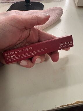 Rare Beauty Soft Pinch Tinted Lip Oil - Delight (Pink) NIB